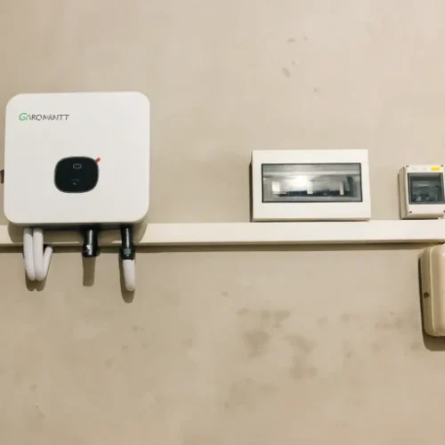10kW-On-Grid-sstem-Canal-Bank-Society-Lahore-by-Greenrayssolar.com_-768x512